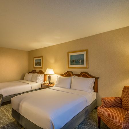 Holiday Inn Arlington At Ballston By Ihg Esterno foto