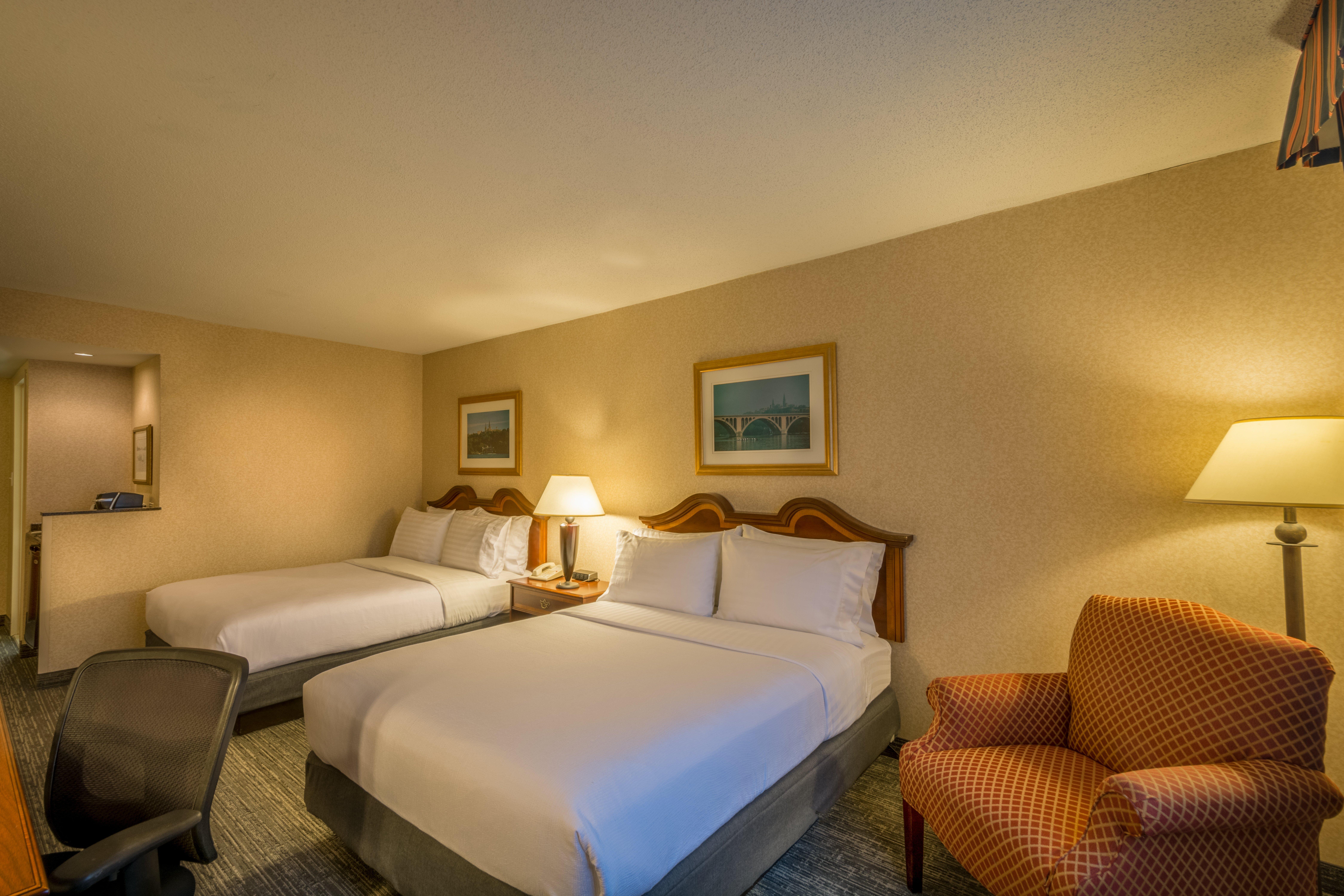 Holiday Inn Arlington At Ballston By Ihg Esterno foto