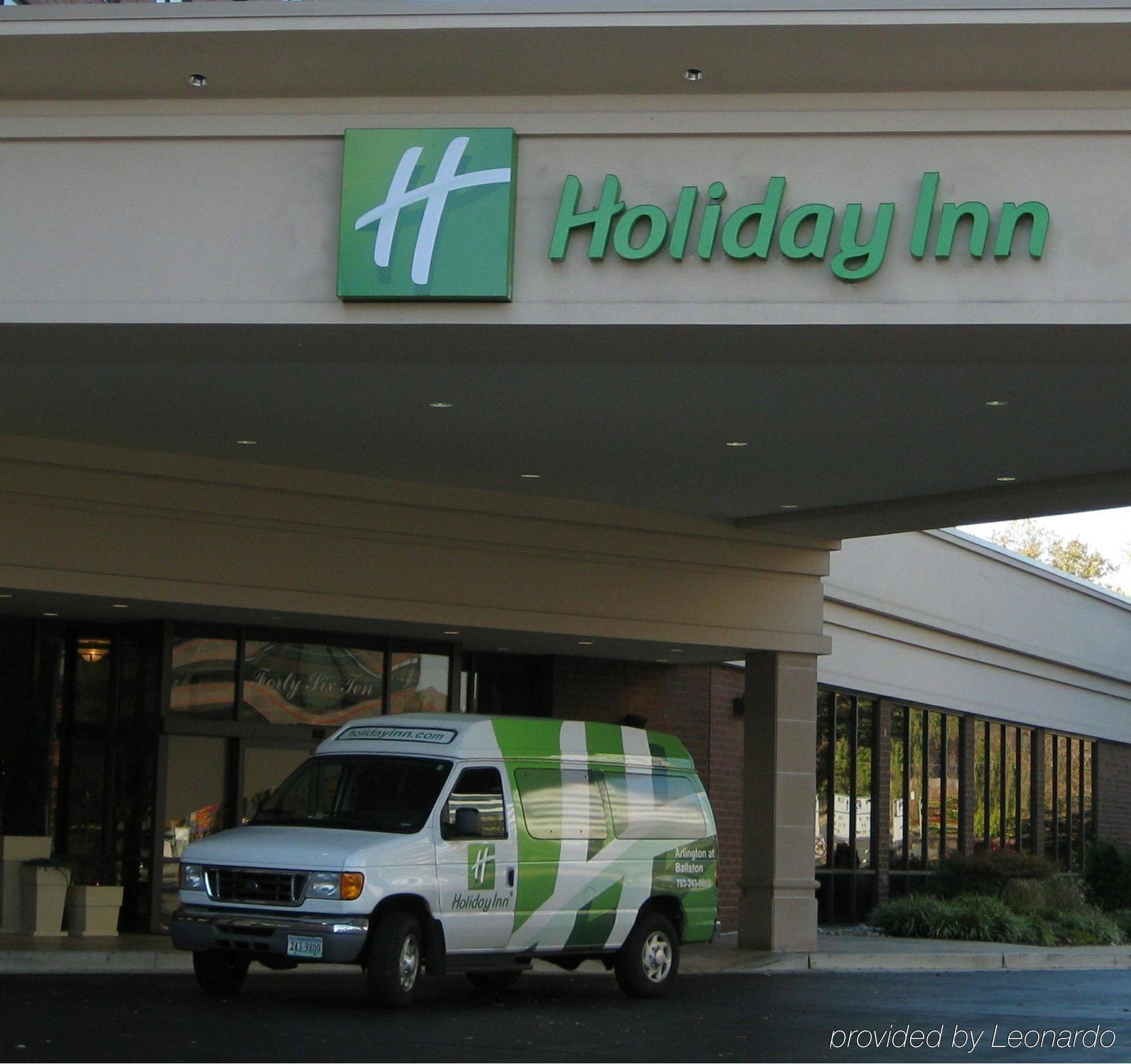 Holiday Inn Arlington At Ballston By Ihg Esterno foto